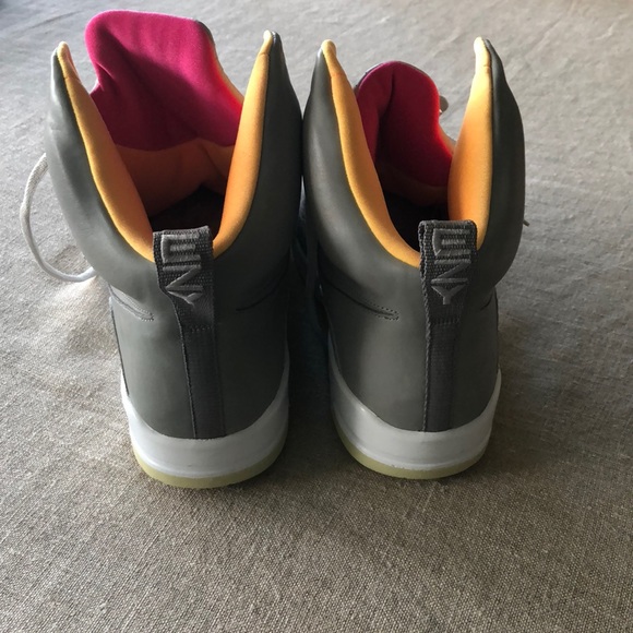 Nike AIR YEEZY 1 ZEN GRAY NEW  SIZE 13 RARE - Picture 4 of 4